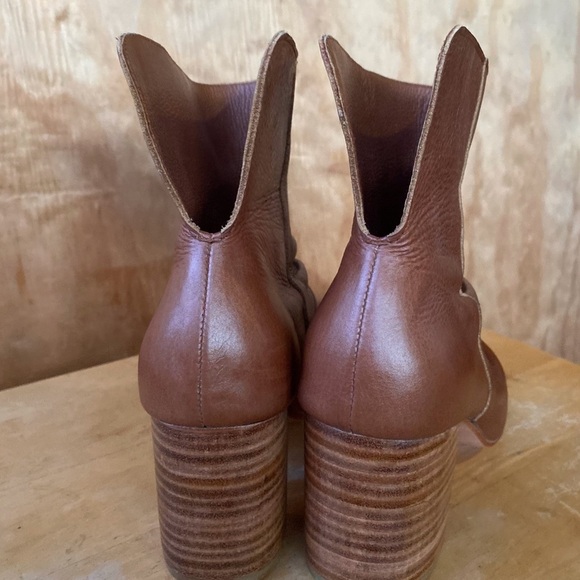 Elf Handmade Heeled Brown Leather Ankle Boot - Picture 6 of 11